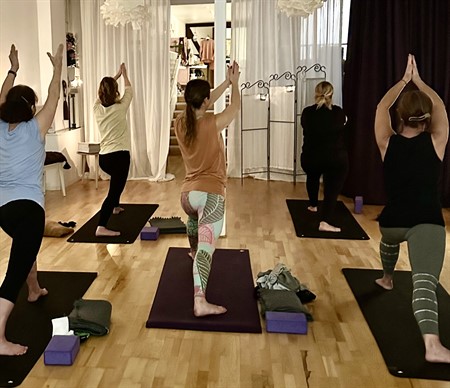 Ashtanga inspirerande Yoga Tisdagar